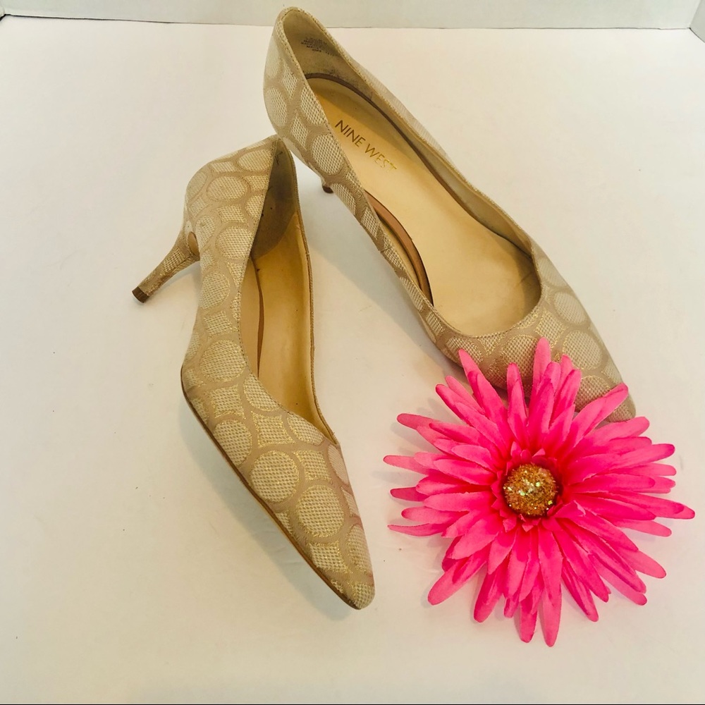 Nine West-cream & gold pumps.